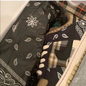 NikeSB Travis Scott - Limited Edition - Cactus Jack Size 12 - OG BOX